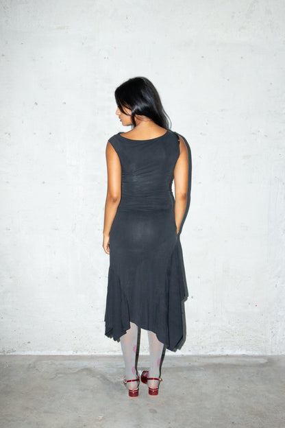 Yausi Dress in Black